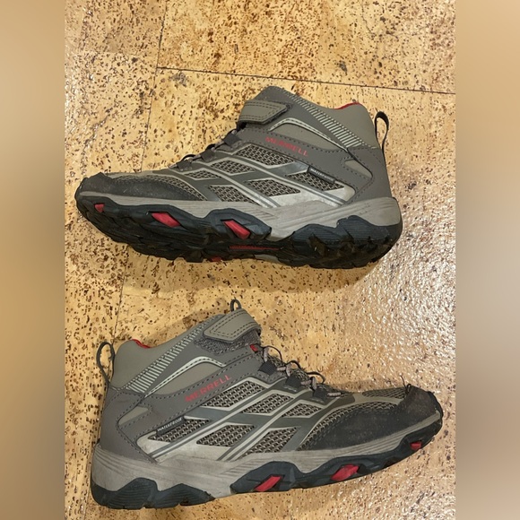 Merrell  Big Kid's Moab Speed Mid 2 A/C Waterproof Size 2.5 M - Picture 14 of 16